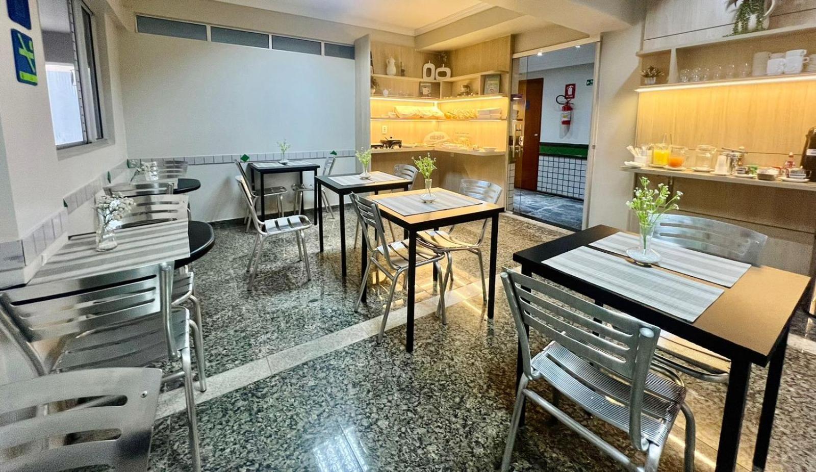 Hotel Buriti Stop (Adults Only) 고이아니아 외부 사진